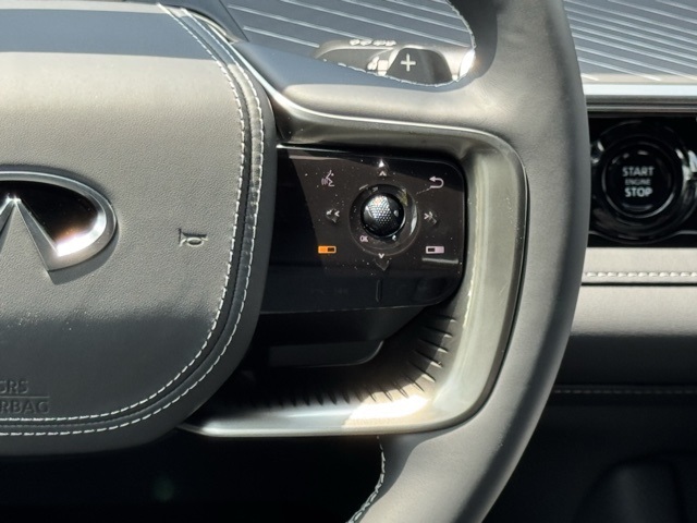 2026 Infiniti QX80 photo 23