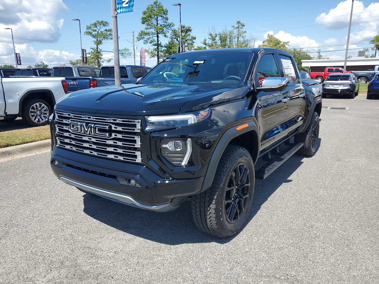 2026 GMC Canyon Denali's photo