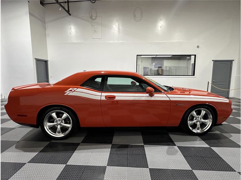 2010 Dodge Challenger R/T Classic photo 4