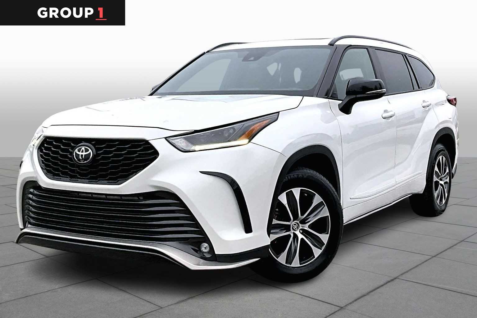 2023 Toyota Highlander XSE's photo
