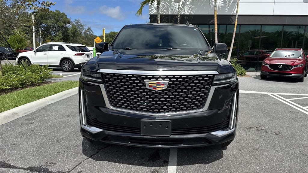 2023 Cadillac Escalade Premium Luxury photo 7