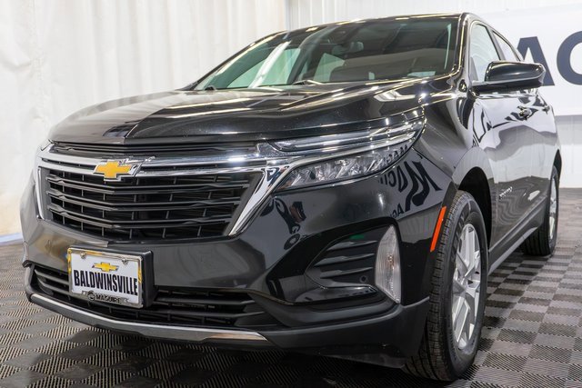 Used 2022 Chevrolet Equinox LT with VIN 3GNAXUEVXNL127397 for sale in Baldwinsville, NY