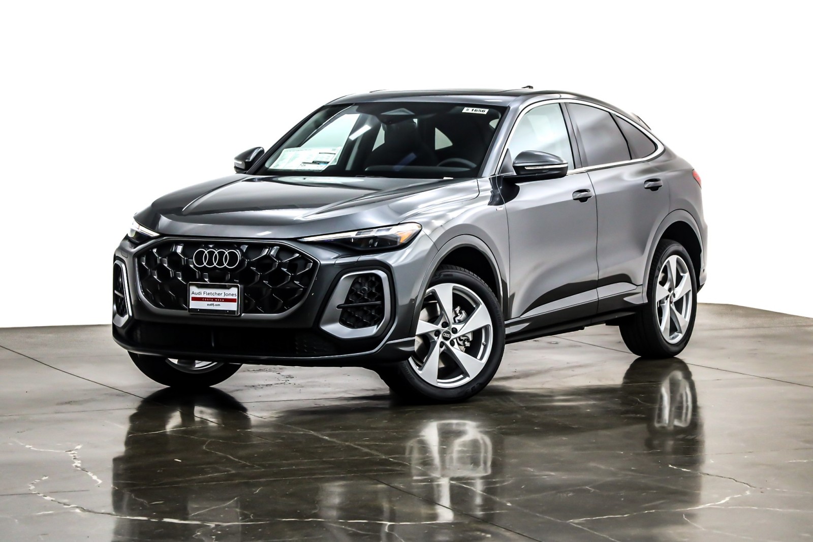 2025 Audi New Q5 Sportback Premium Plus's photo