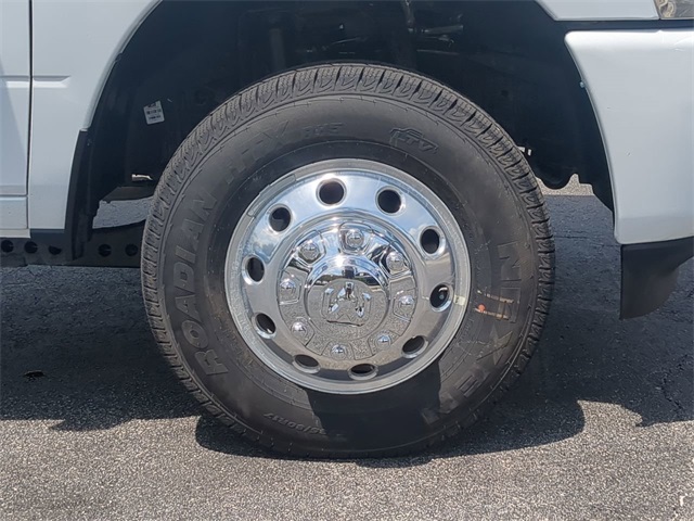 2026 Ram 3500 photo 10