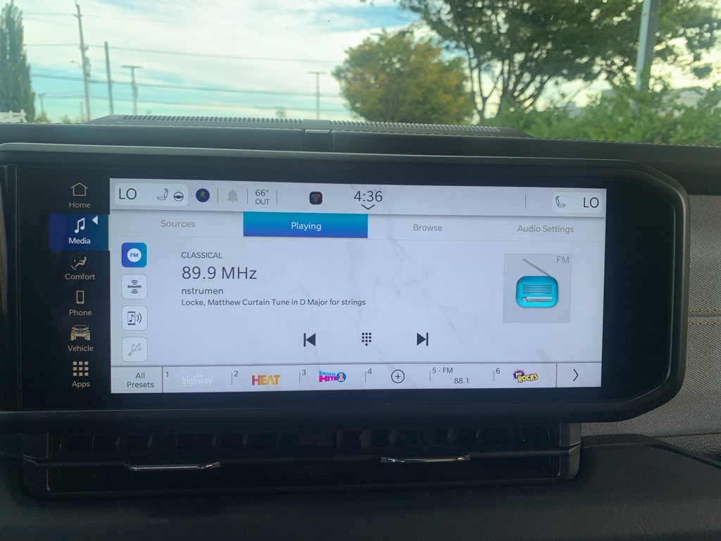 2024 Jeep Wrangler 4xe Sahara photo 18
