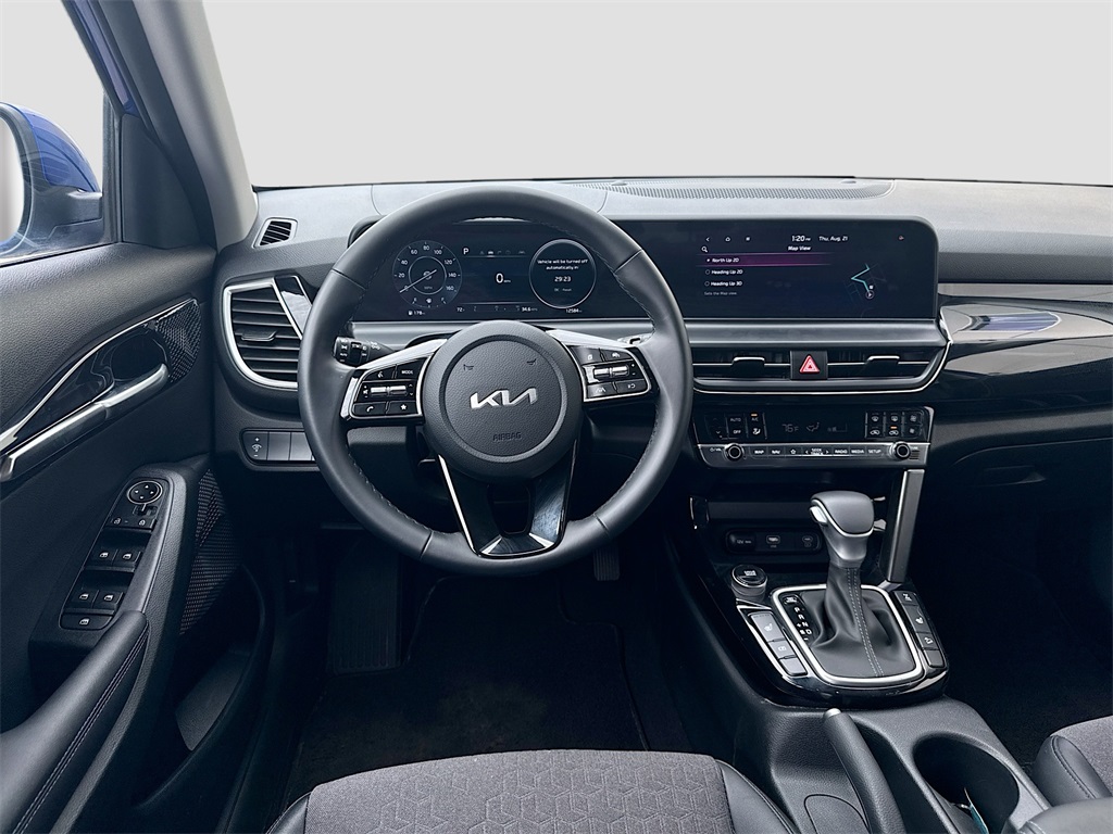 2024 Kia Seltos X-Line photo 24