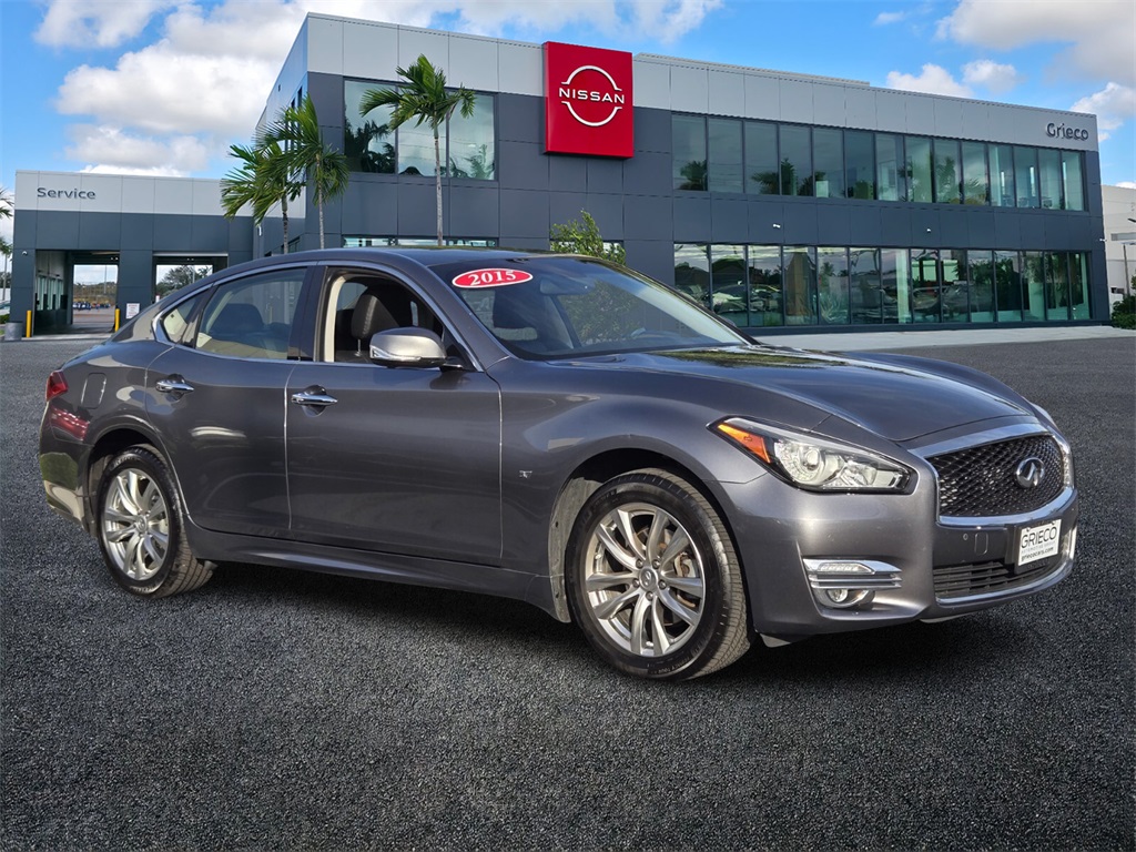 2015 INFINITI Q70