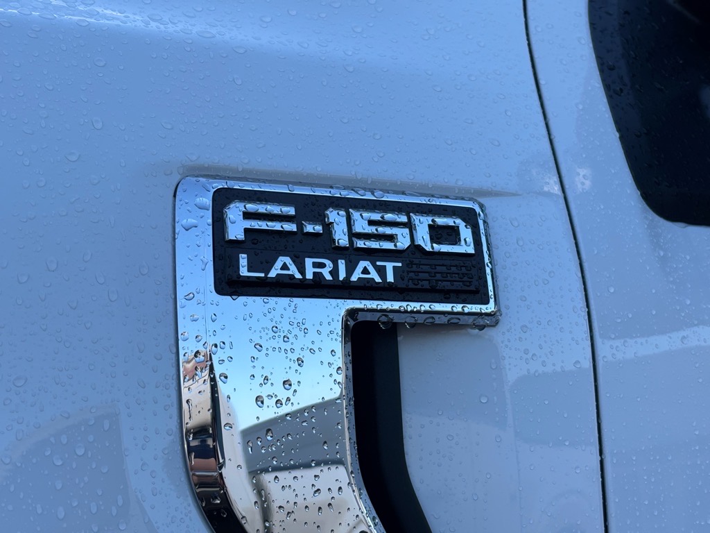 2025 Ford F-150 Lariat photo 3