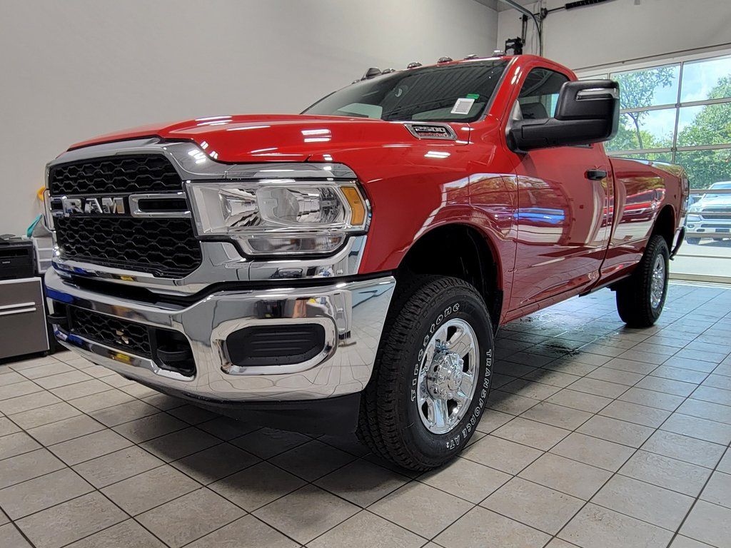 2024 Ram 2500 Tradesman photo 3