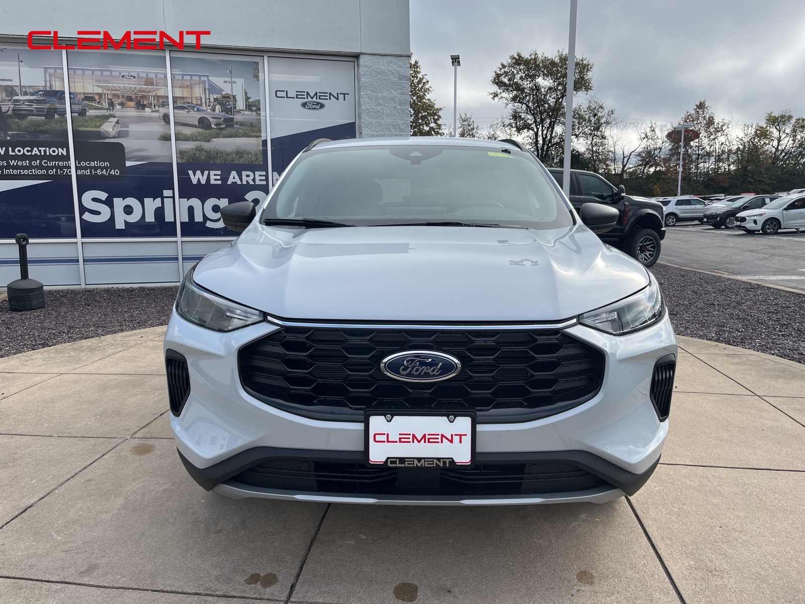 2025 Ford Escape ST-Line photo 2
