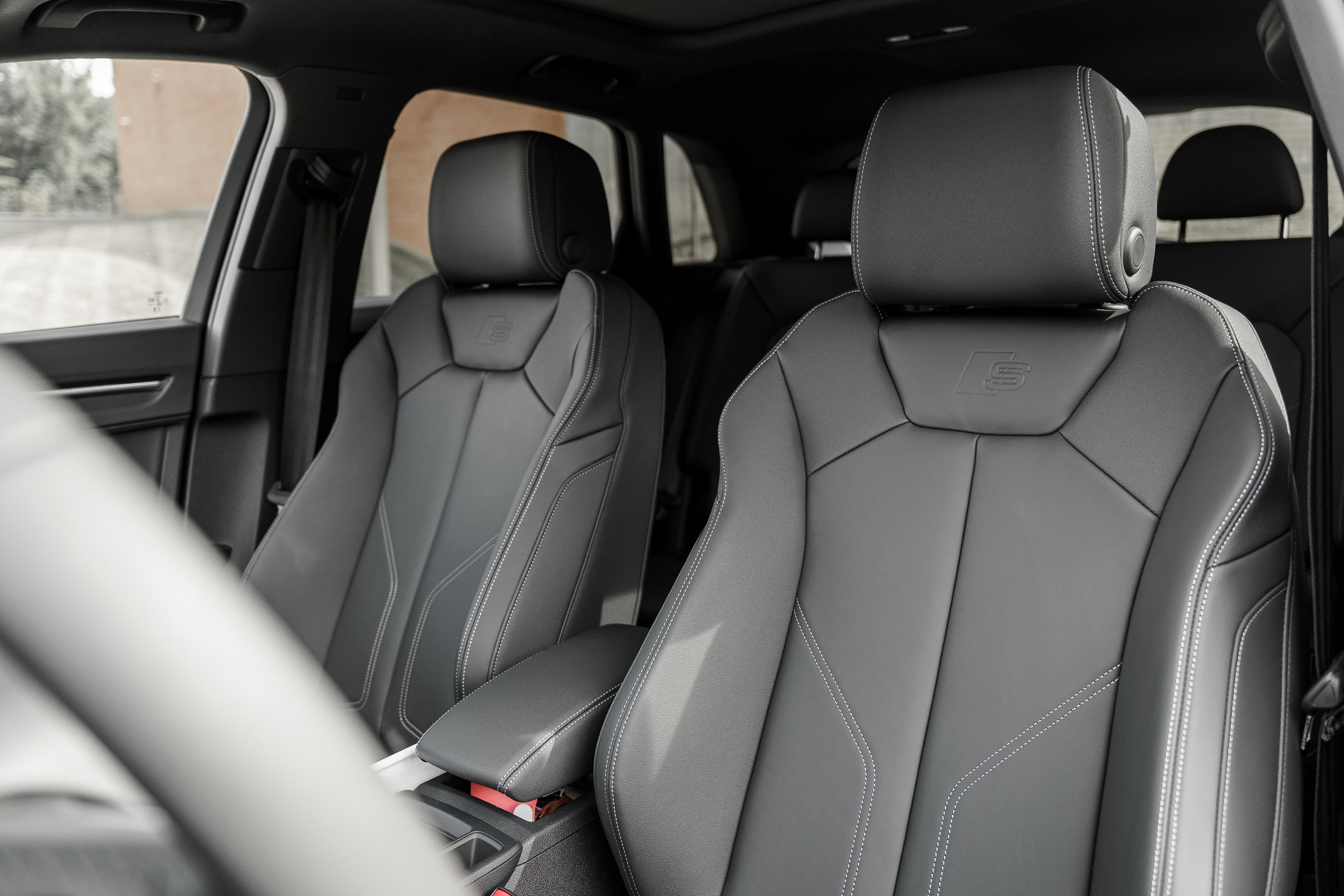 2025 Audi Q3 S line Premium photo 18