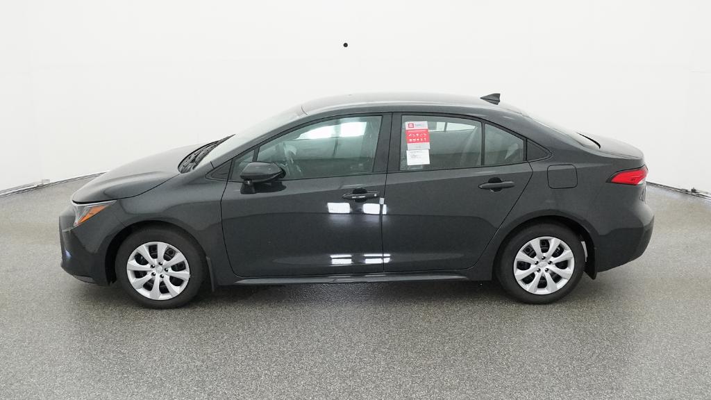 2025 Toyota Corolla LE photo 9