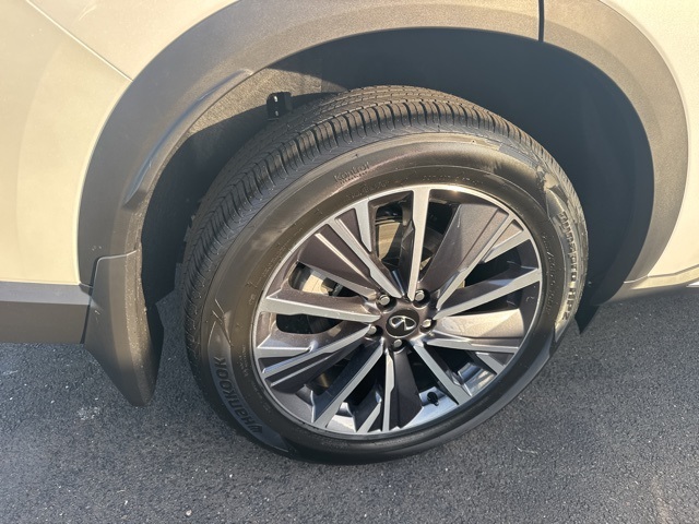 2026 Infiniti QX60 Luxe AWD photo 5