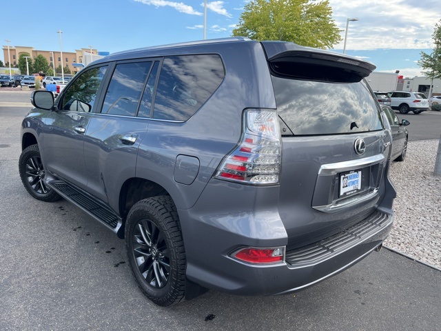 2022 Lexus GX 460 photo 3