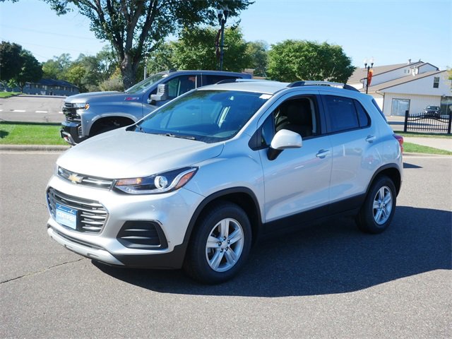2022 Chevrolet Trax LT photo 3