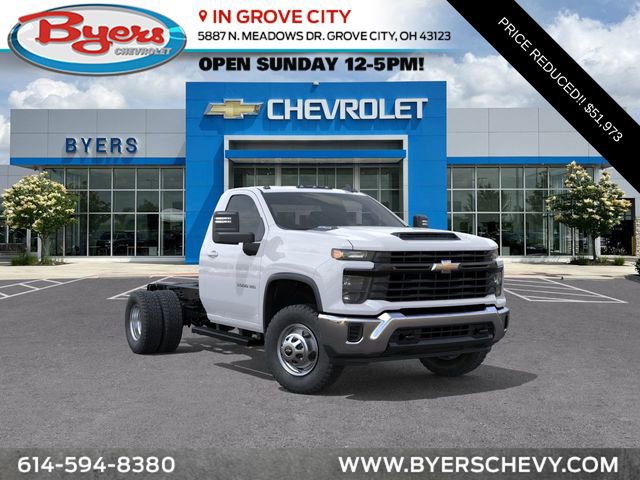 2025 Chevrolet Silverado 3500HD Work Truck's photo