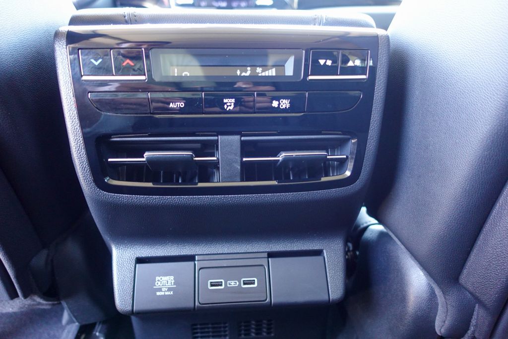 2024 Acura MDX SH-AWD photo 26