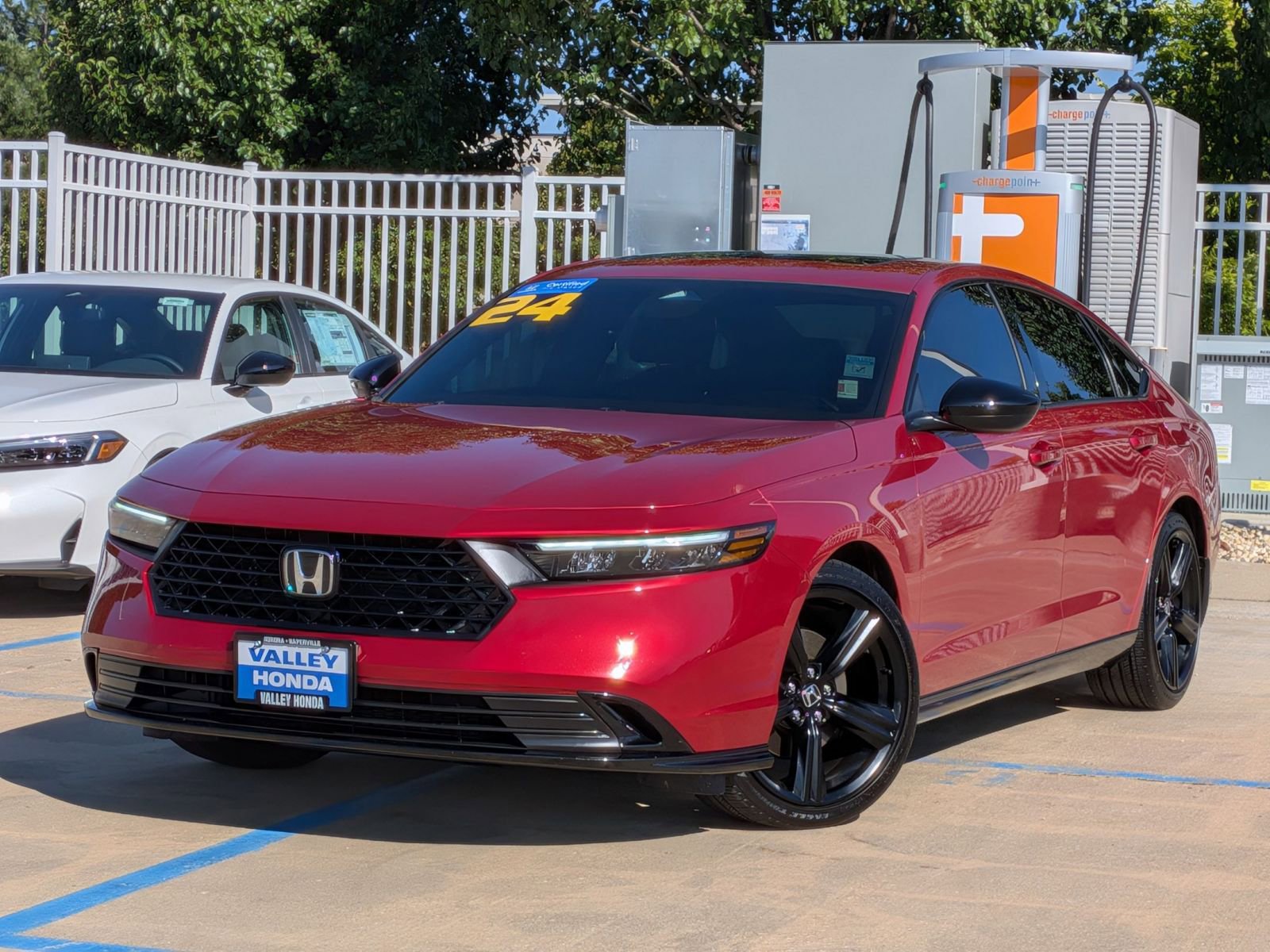 2024 Honda Accord Hybrid Sport-L photo 2