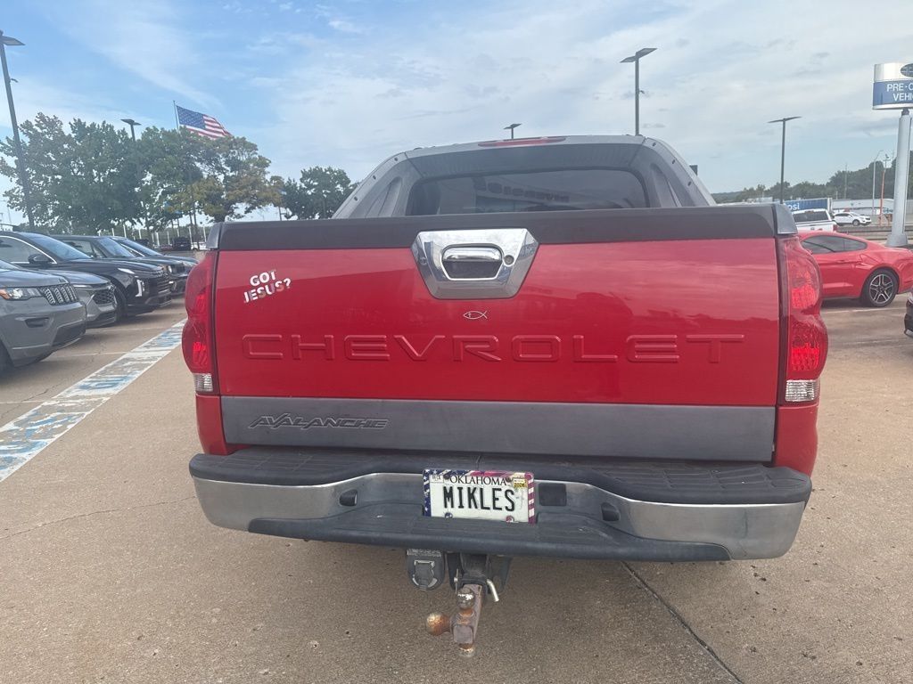 2004 Chevrolet Avalanche Base photo 4
