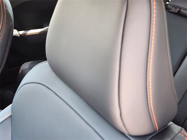 2025 Subaru Crosstrek Limited photo 9