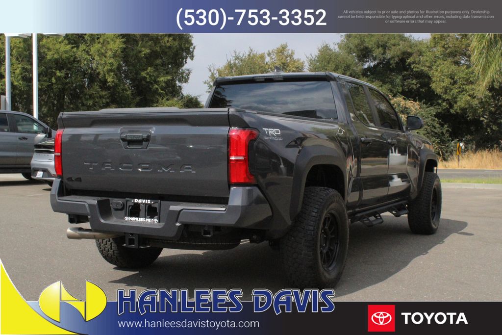 2025 Toyota Tacoma TRD Off-Road photo 7