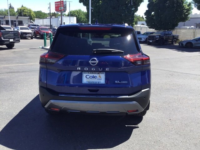 2022 Nissan Rogue SL photo 5