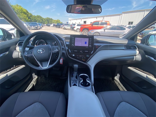 2024 Toyota Camry LE photo 17