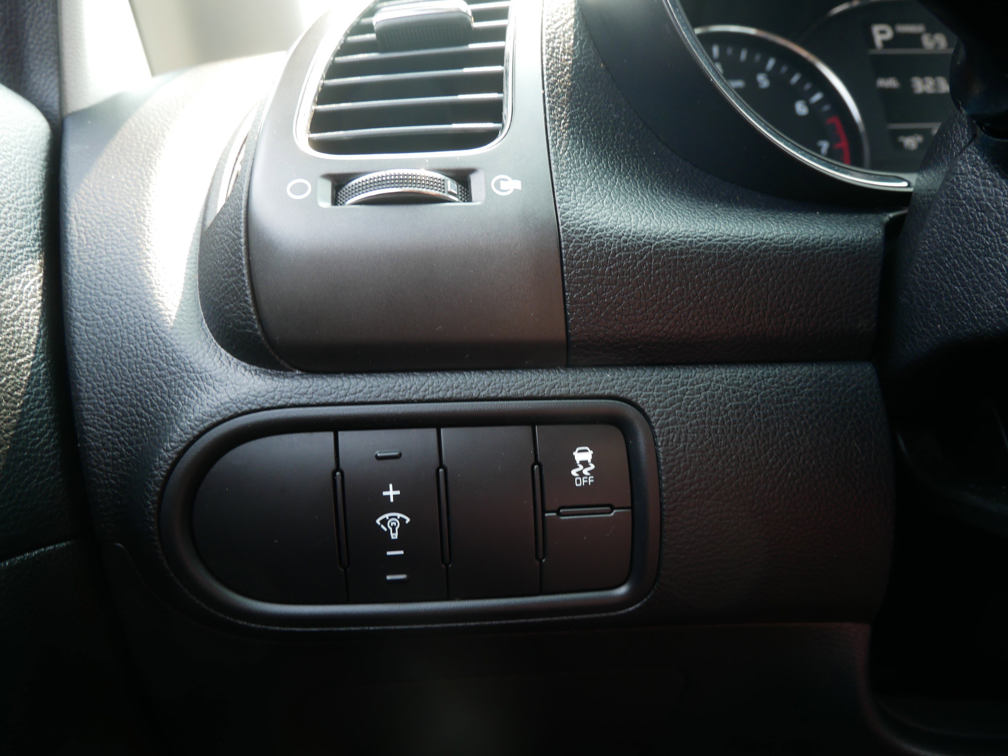 2018 Kia Forte LX Base photo 21