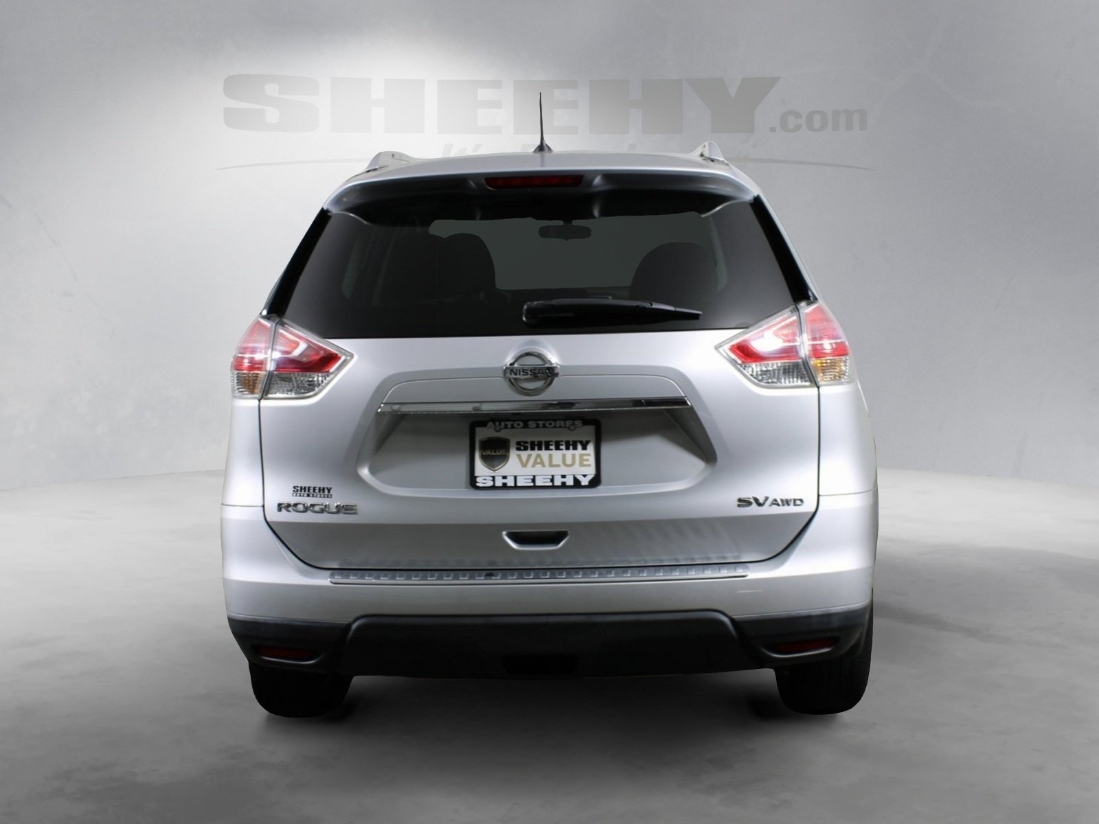 2015 Nissan Rogue SV photo 5