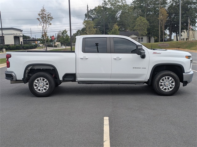 2023 Chevrolet Silverado 2500HD LT photo 2