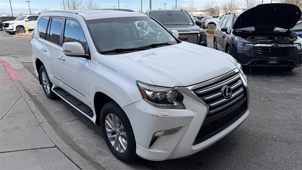 2014 Lexus GX Base's photo
