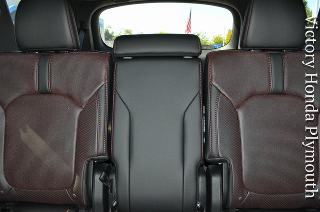 2025 Honda Pilot Black Edition photo 11