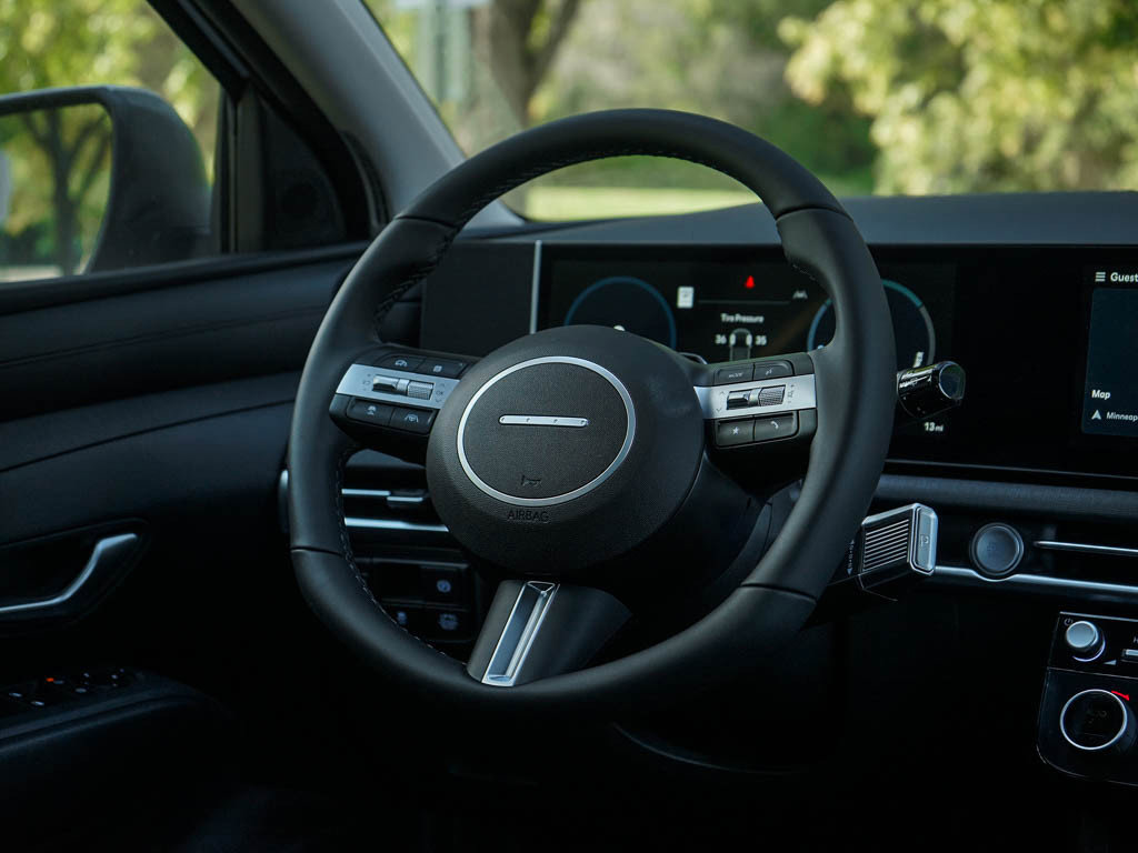 2025 Hyundai Tucson Hybrid SEL Convenience photo 13