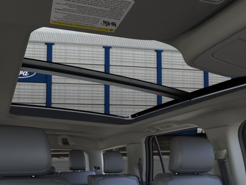 2025 Ford Expedition photo 18