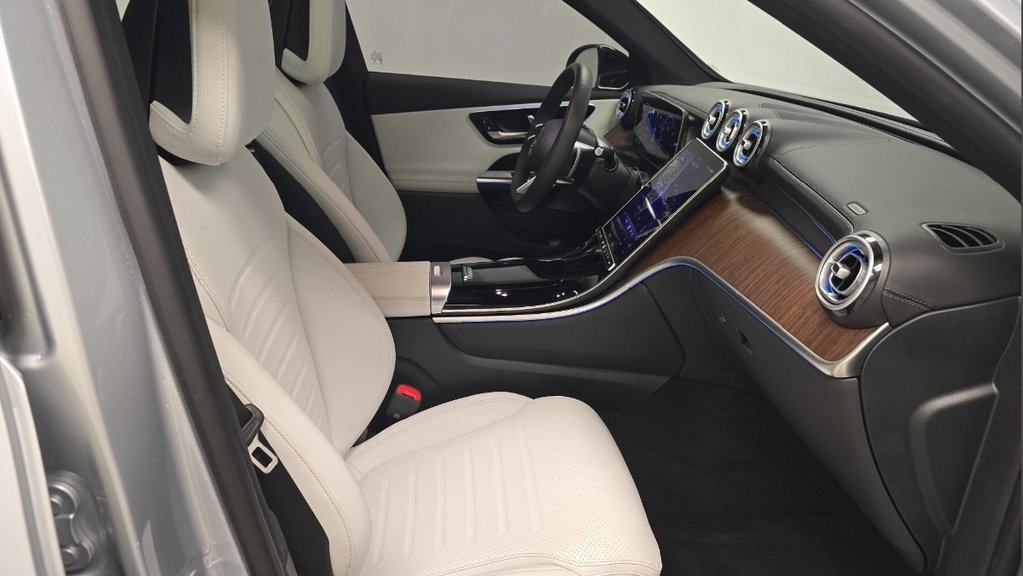 2025 Mercedes Benz GLC 300 4MATIC photo 8