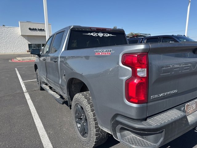 2021 Chevrolet Silverado 1500 Custom Trail Boss photo 2