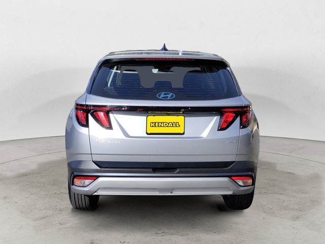 2025 Hyundai Tucson SE photo 4