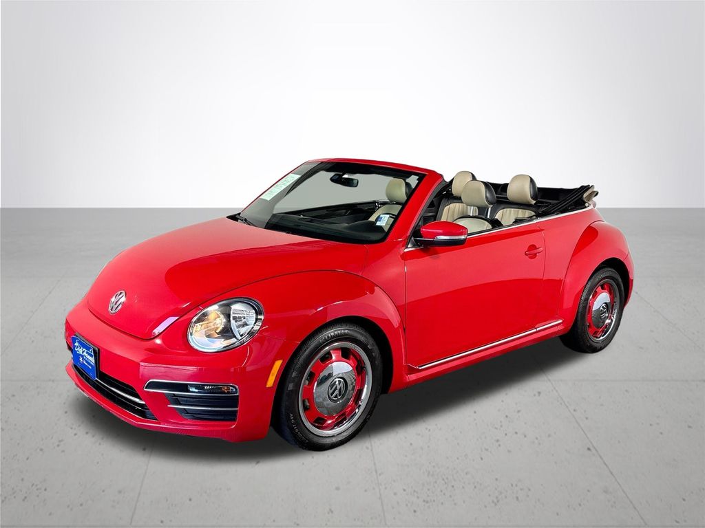 2018 Volkswagen Beetle Coast photo 2