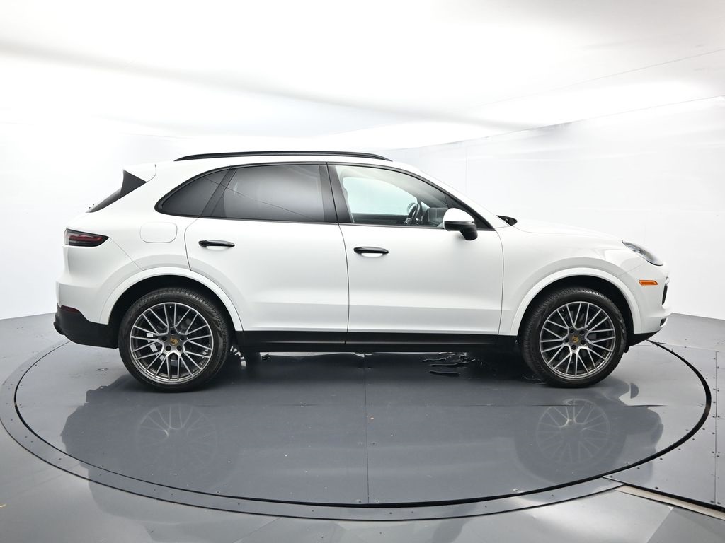 2023 Porsche Cayenne S Platinum Edition photo 14