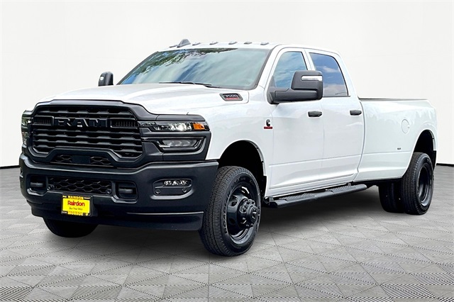 2025 Ram 3500 Tradesman photo 2
