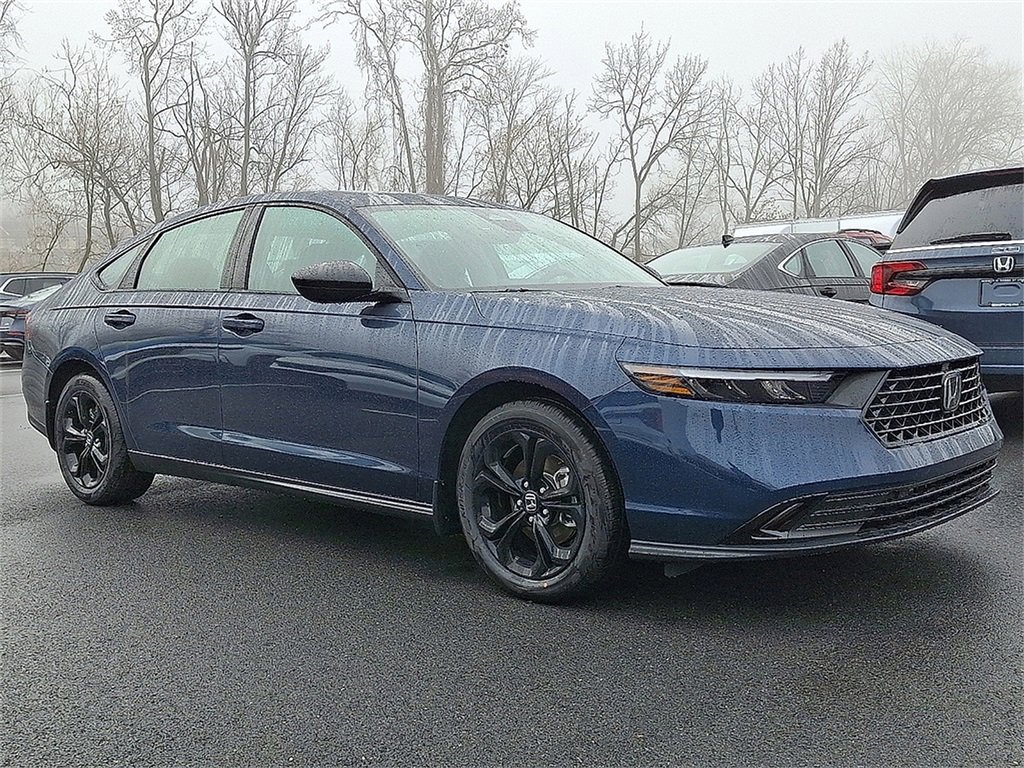 2025 Honda Accord SE photo 2
