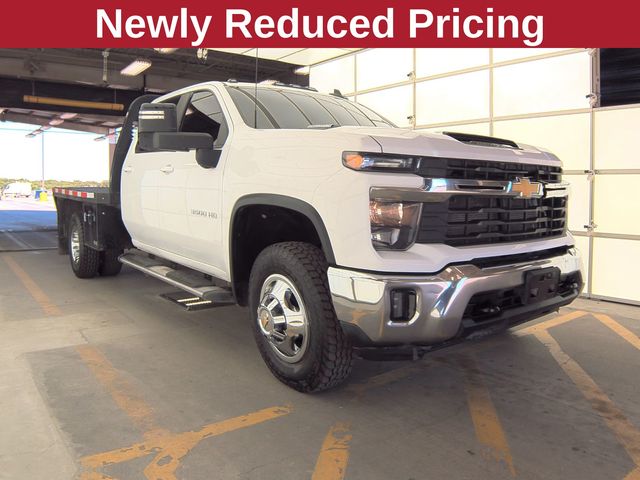 2024 Chevrolet Silverado 3500HD LT's photo