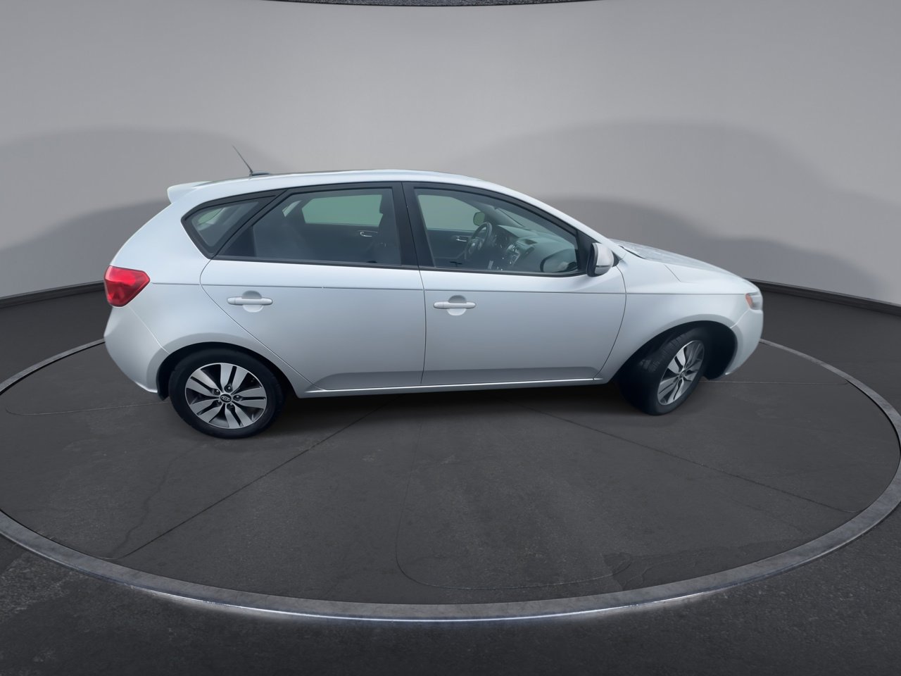 2013 Kia Forte 5-Door EX photo 9
