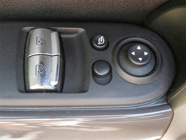2018 Mini Cooper 2 Door Hardtop Base photo 15