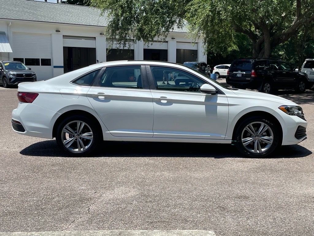 3VW7M7BU7RM012617