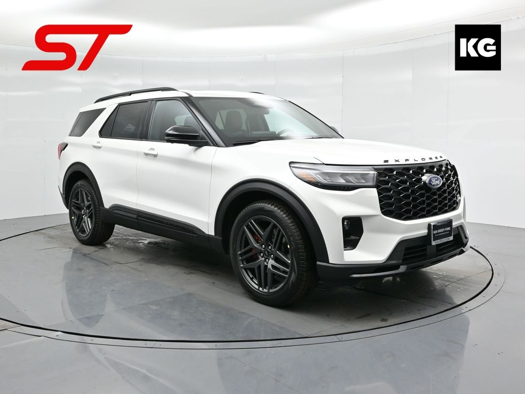 2025 Ford Explorer ST's photo