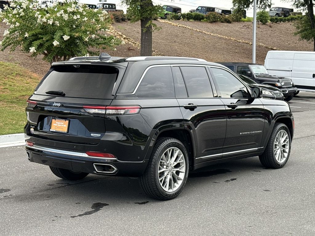 2023 Jeep Grand Cherokee Summit photo 5