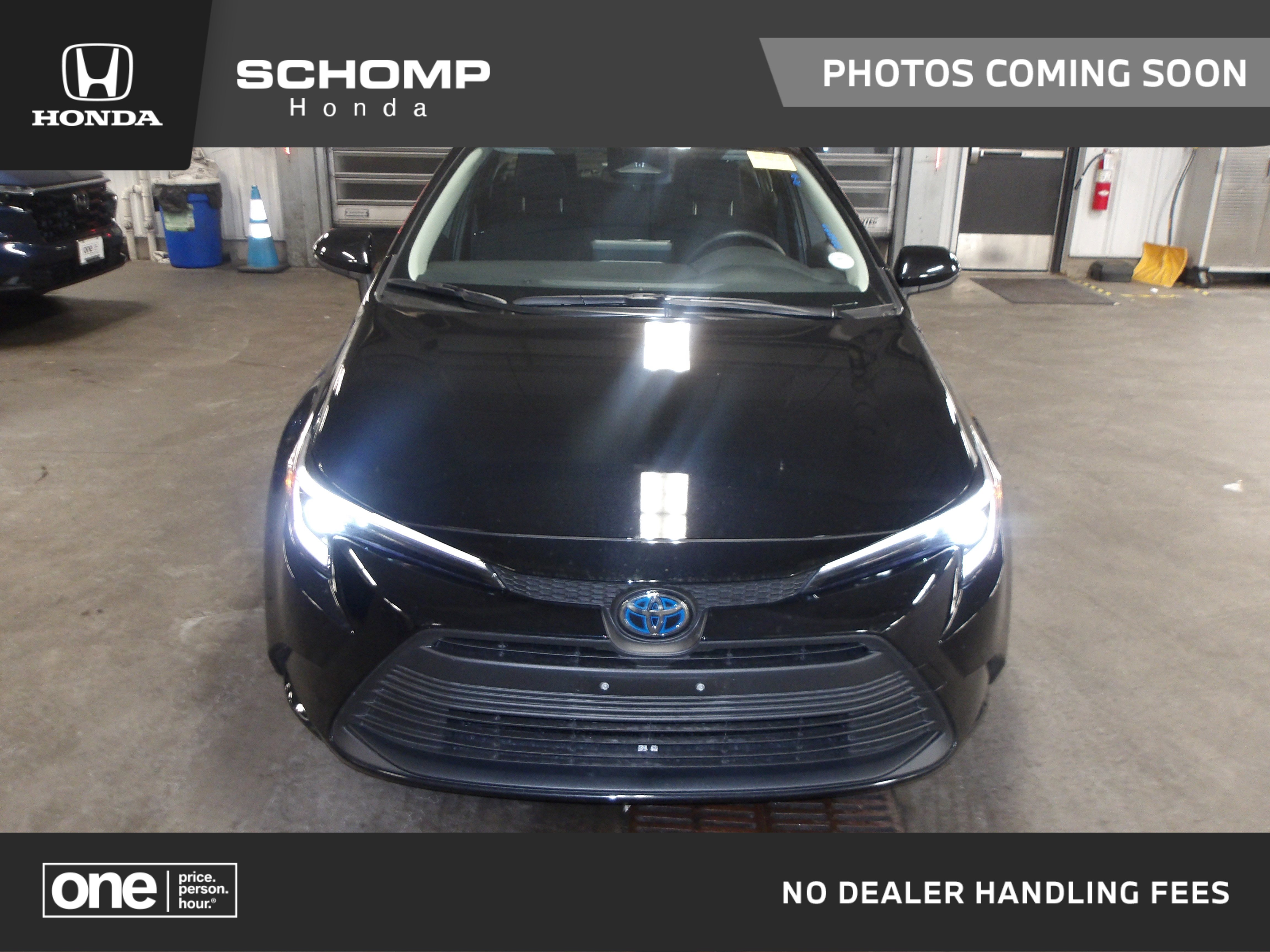 2025 Toyota Corolla LE's photo