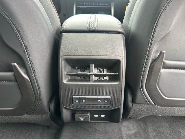 2025 Jeep Wagoneer S Launch Edition photo 30