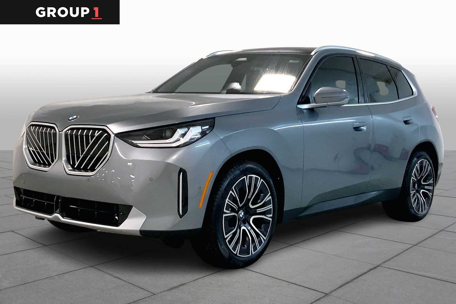 2026 BMW X3 30's photo